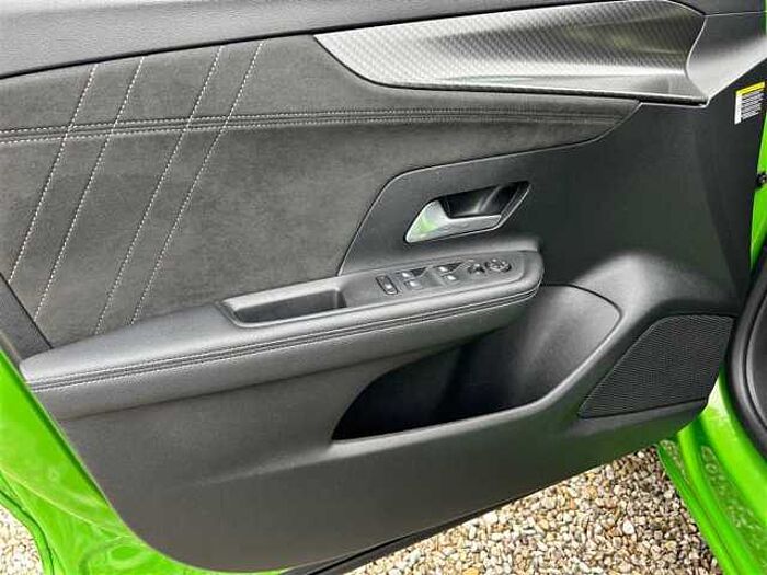 Opel Mokka -e Ultimate mit *Abstandstempomat*Alcantara*PDC