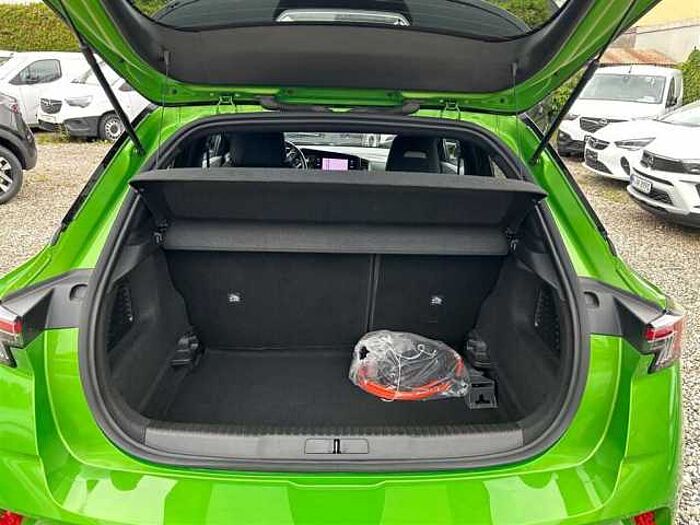 Opel Mokka -e Ultimate mit *Abstandstempomat*Alcantara*PDC