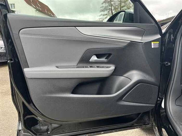 Opel Mokka Elegance 130 PS / SHZ / Navi / Lenkradheizung