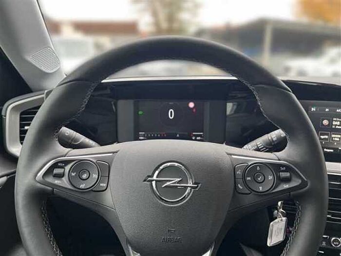 Opel Mokka Elegance 130 PS / SHZ / Navi / Lenkradheizung