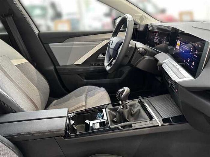 Opel Astra Elegance *Rückfahrkamera* *KeylessGo* *LED* *PDC* *CarPlay*