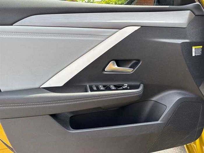 Opel Astra 1.2 Elegance*Klimaauto.*Tempomat*CarPlay*