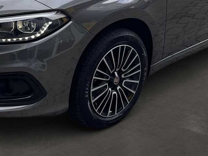 Fiat Tipo Kombi Hybrid 1.5 GSE Automatik Kamera Klima DAB