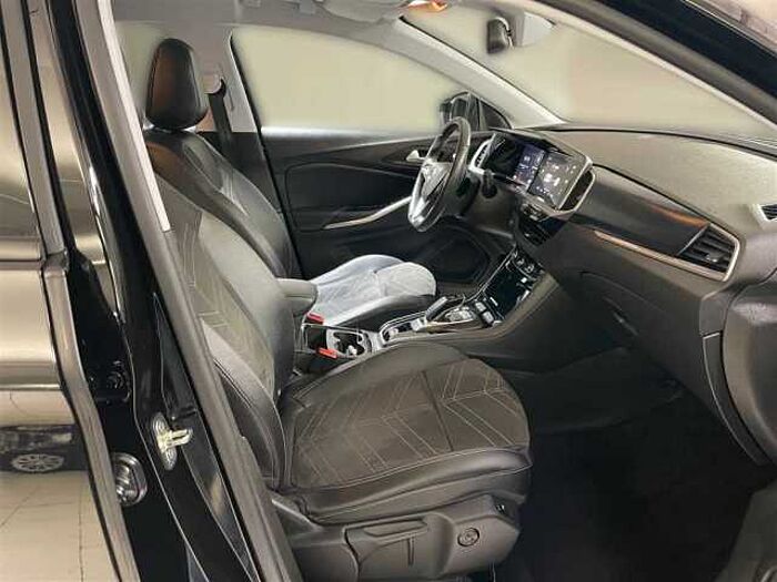 Opel Grandland X Ultimate 1.2 Automatik Leder LED Kamera Navi DAB
