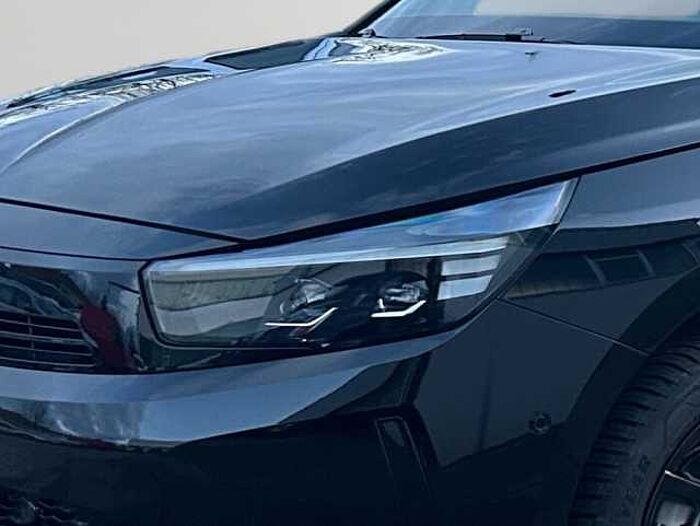 Opel Corsa GS 130 ps AT/Kamera/Navi/SHZ/Parksensoren