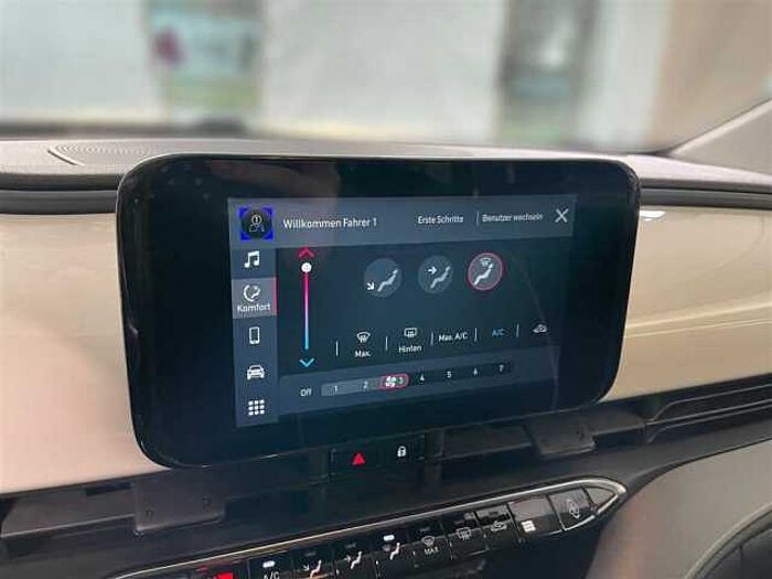 Fiat 500e Action Lichtsensor Spurhalteassistent USB 3.900km
