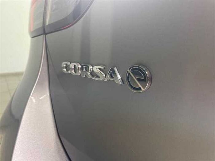 Opel Corsa GS Elektro mit Navigation und Rückfahrkamera LED