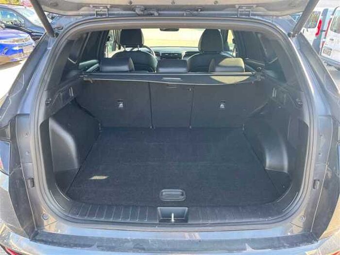 Hyundai Tucson 1.6 T-GDI Basis Plug-In Hybrid 4WD *Vollausstattung*