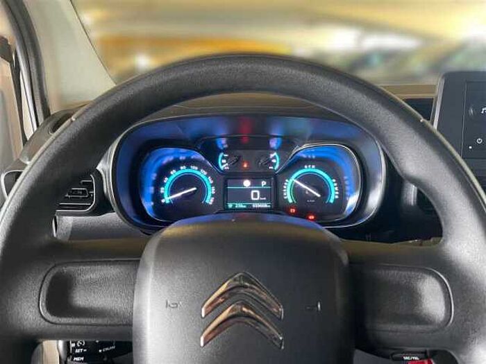 Citroen ë-Berlingo M Elektro 5-Sitzer Klima DAB-Radio PDC hinten
