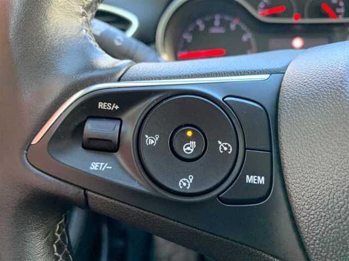 Opel Crossland X 1.2 T Elegance PDC Kamera LED Sitz+Lenkradheizung