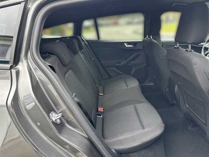 Ford FOCUS 1.0 EcoBoost ST-LINE*Navi*Carplay*LED*Kamera