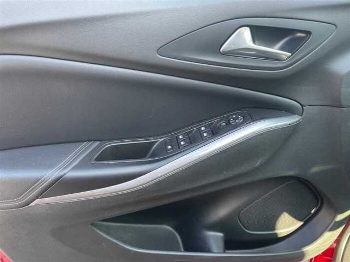 Opel Grandland X GS 1.6 Hybrid Navi*Kamera*Sitz- u. Lenkradheizung*PDC*AHK*uvm.