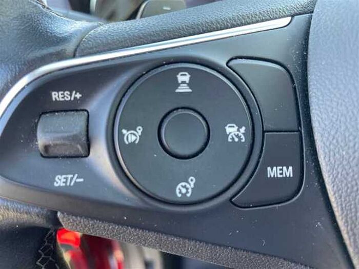 Opel Grandland X GS 1.6 Hybrid Navi*Kamera*Sitz- u. Lenkradheizung*PDC*AHK*uvm.