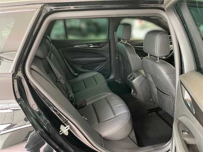 Opel Insignia Ultimat 2.0 Automatik AHK Leder Navi LED CarPlay