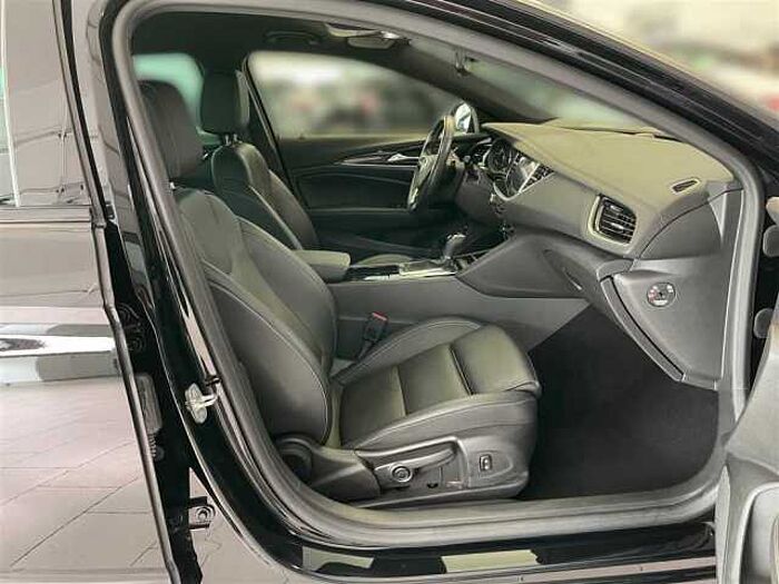 Opel Insignia Ultimat 2.0 Automatik AHK Leder Navi LED CarPlay