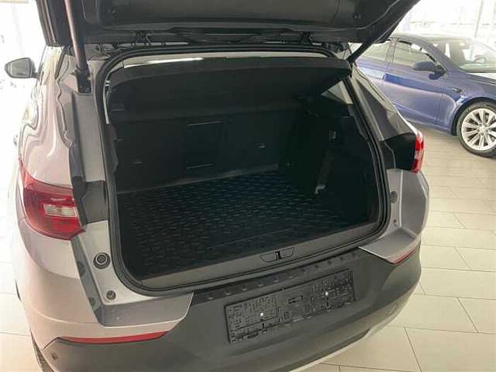 Opel Grandland X Ultimat Hybrid AWD AHK Leder LED Kamera CarPlay