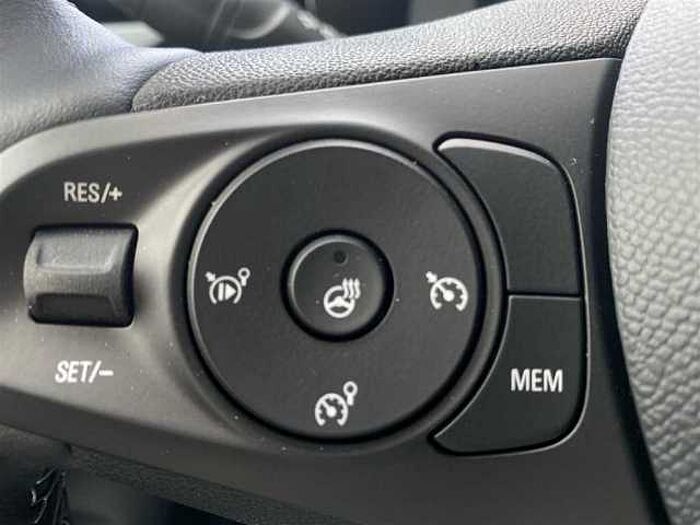 Opel Corsa 1.2 GS Kamera, PDC, Klima, Sitz-und Lenkradheizung