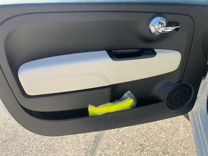 Fiat 500 1.0 GSE Hyb. Dolcevita mit Klima*Bluetooth*Lederausstattung