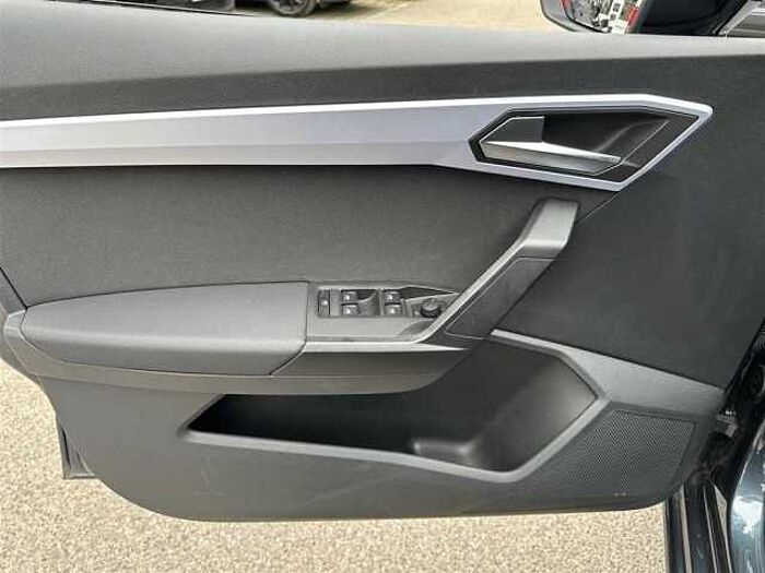 SEAT Ibiza FR *Navi* *Sitzheizung* *Klimaautomatik* *CarPlay* *PDC hinten*