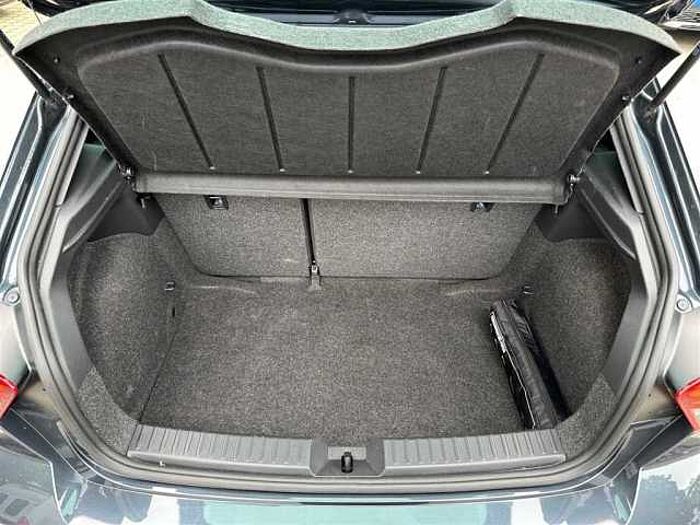 SEAT Ibiza FR *Navi* *Sitzheizung* *Klimaautomatik* *CarPlay* *PDC hinten*