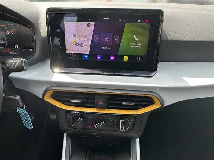SEAT Ibiza Style *Navi* *SHZ* *Klima* *PDC hinten* *CarPlay* *LED*