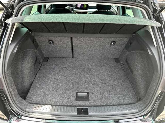 SEAT Ibiza Style *Navi* *SHZ* *Klima* *PDC hinten* *CarPlay* *LED*