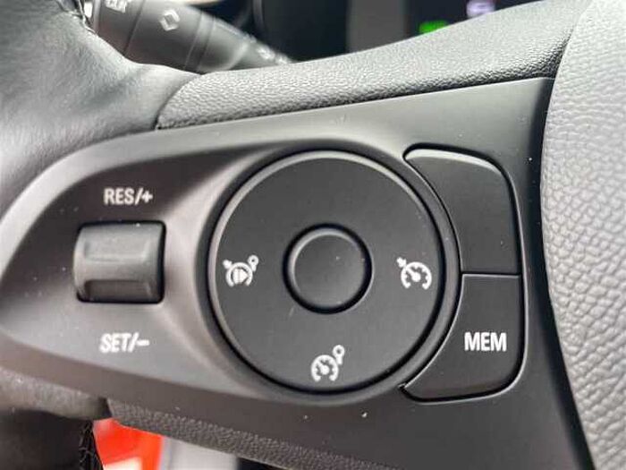 Opel Corsa Elegance Panoramadach*Kamera*LED*PDC*Klimaautomatik*uvm.