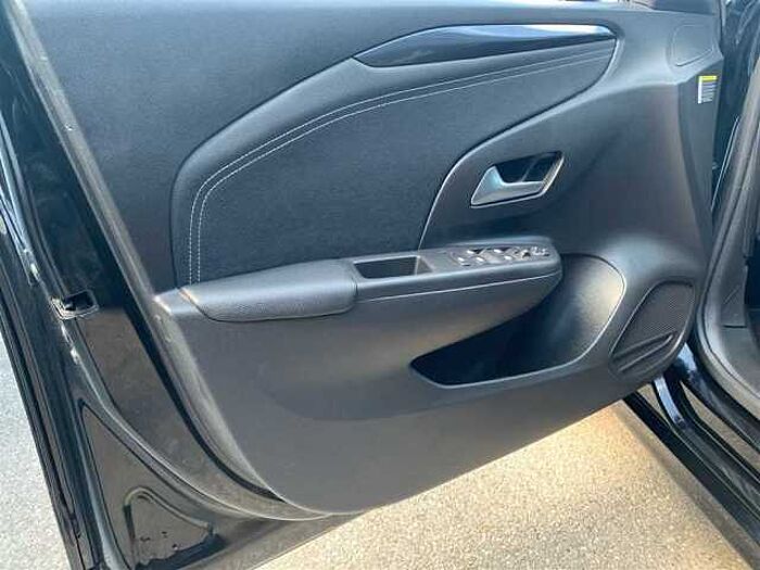 Opel Corsa -e Elegance Glasdach LED PDC Kamera Sitz+Lenkradheizung