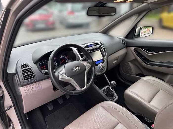 Hyundai ix20 blue Style*PDC*Leder*SHZ*Bluetooth*