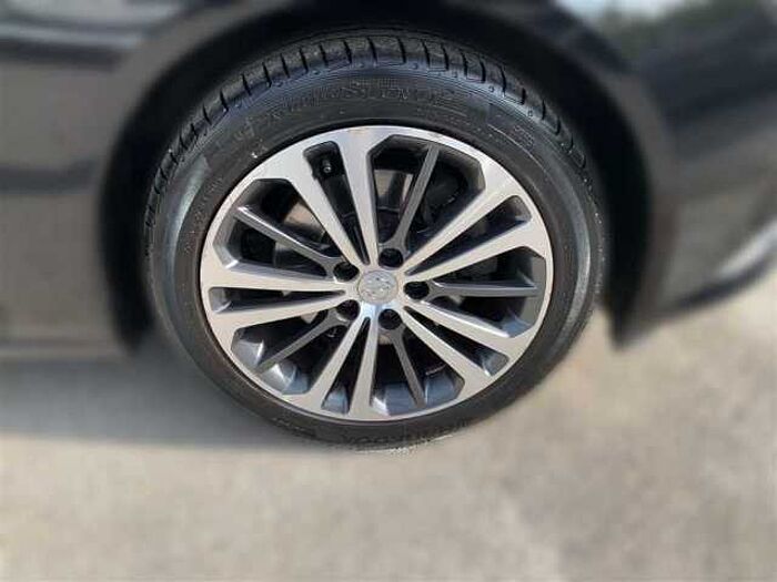 Opel Insignia 1.5 T AT Innovation Schiebedach Leder LED PDC Navi Kamera