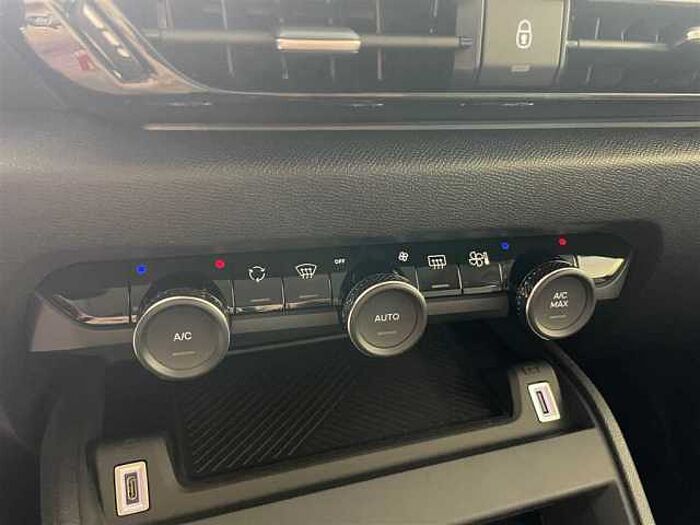 Citroen ë-C4 FEEL Automatik Einparkhilfe CarPlay LED