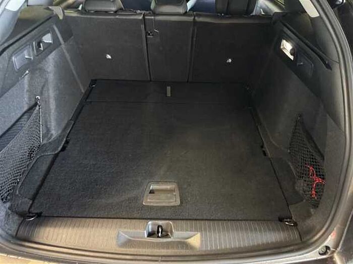 Opel Astra Sports Tourer 1.5 Elegance Kamera ACC LED