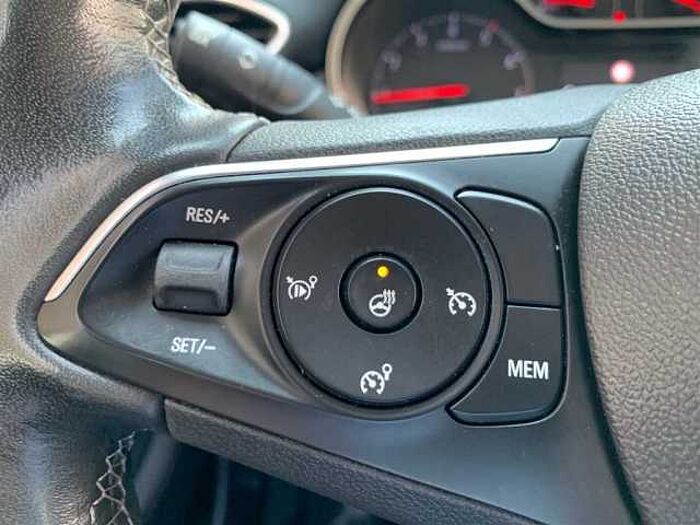 Opel Crossland X 1.2 T Elegance LED PDC Kamera Sitz+Lenkradheizung