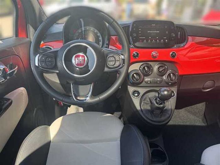 Fiat 500 1.0 Hybrid DolceVita, PDC, Servo, Panoramadach, Bluetooth,