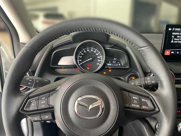 Mazda 2 Homura 1.5 Rückfahrkamera LED CarPlay 5.600km