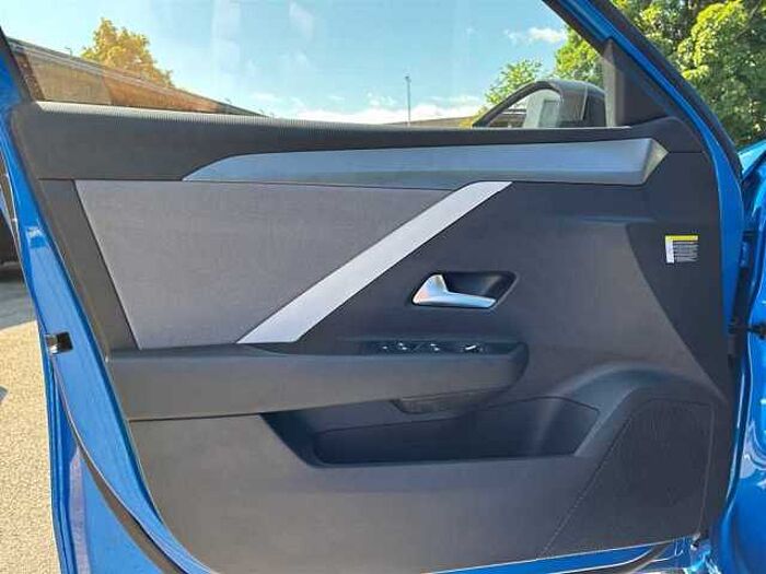 Opel Astra Enjoy, 1.2 *Kamera*Klimaauto. *Tempomat*