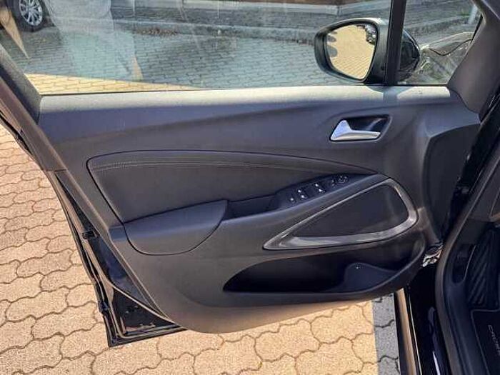 Opel Crossland X 1.2T Edition Plus Navi, Sitzheiz.*, LED*