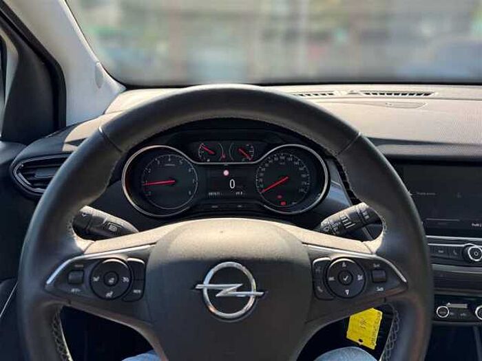 Opel Crossland X 1.2T Edition Plus Navi, Sitzheiz.*, LED*