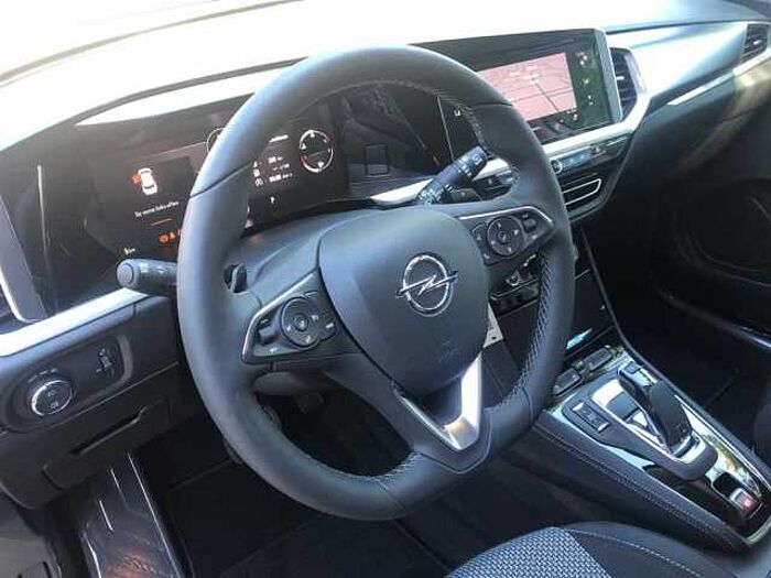 Opel Grandland X 1.2T Business Edition *Navi*Kamera*LED*2-Zonen-Klima