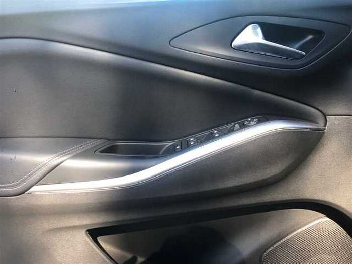 Opel Grandland X 1.2T Business Edition *Navi*Kamera*LED*2-Zonen-Klima