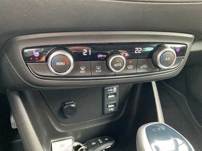 Opel Crossland X 1.2 T AT Ultimate LED PDC Kamera Navi Sitz+Lenkradheizung