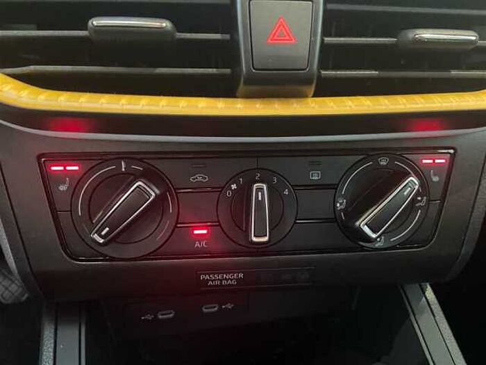 SEAT Ibiza Style *Navi* *LED* *PDC* *CarPlay* *Klima* uvm.