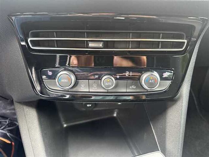 Opel Mokka Ultimate 130PS Automatik Navi Matrix-LED Sitzheiz