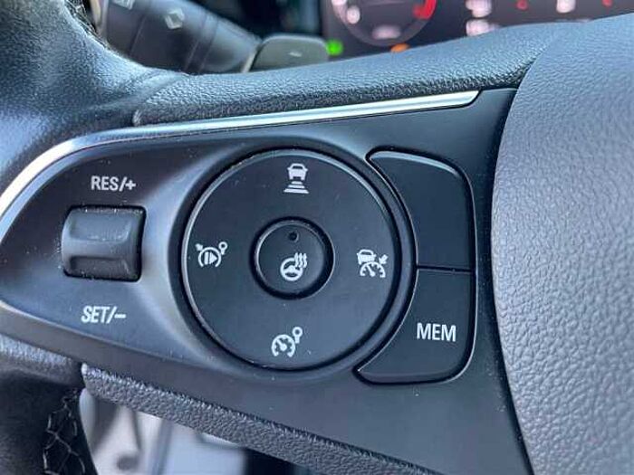 Opel Mokka Ultimate 1.2 Sitz-u. Lenkradheizung*Navi*Kamera*PDC*Keyless*uvm.