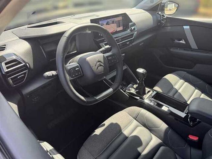 Citroen C4 1.2 PureTech MAX, PDC vo+hi, Sitz-+Lenkradheizung, Kamera,