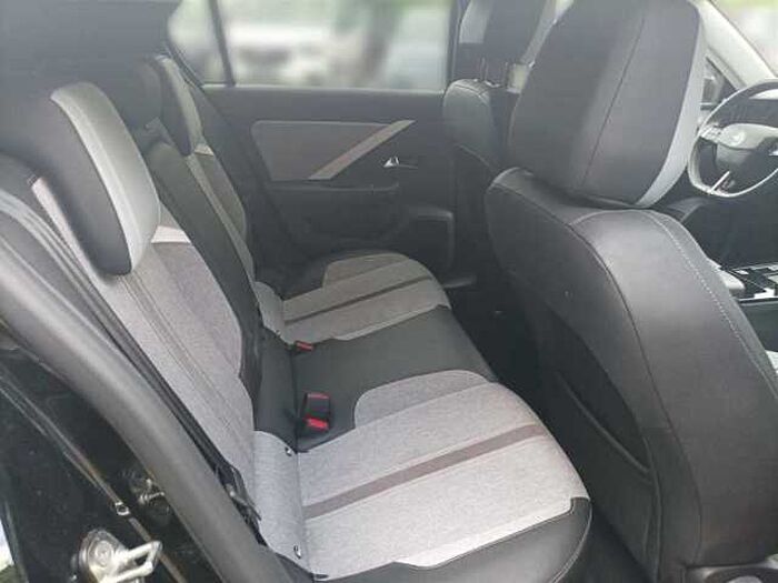 Opel Astra 1.2 Business Elegance*Navigation*Kamera*PDC