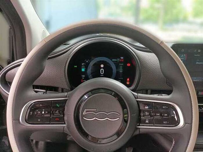 Fiat 500e 3+1 la Prima Leder Rückfahrkamera Navigation