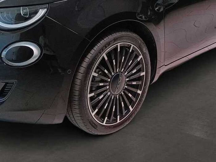 Fiat 500e 3+1 la Prima Leder Rückfahrkamera Navigation