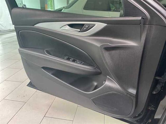 Opel Insignia ST Ultimate 2.0 Automatik Leder Navi CarPlay LED