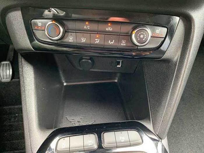 Opel Corsa 1.2 T Elegance PDC LED Kamera Sitz+Lenkradheizung